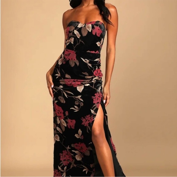 Lulus Dresses & Skirts - NWT Lulus Exquisite Black Floral Burnout Velvet Strapless Maxi Dress